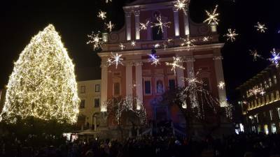 Frančiškanska cerkev in Prešernov trg