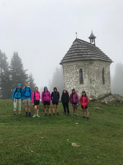 Hrast kamp - coro giovanile Veseljaki