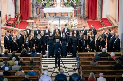 Il coro Hrast vincitore del festival Omnia Vincit Amor